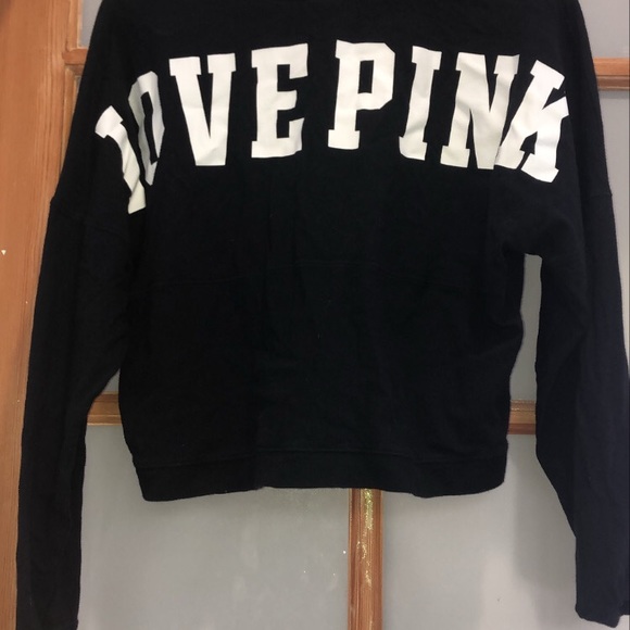 Clothing - Picture 6 of 16